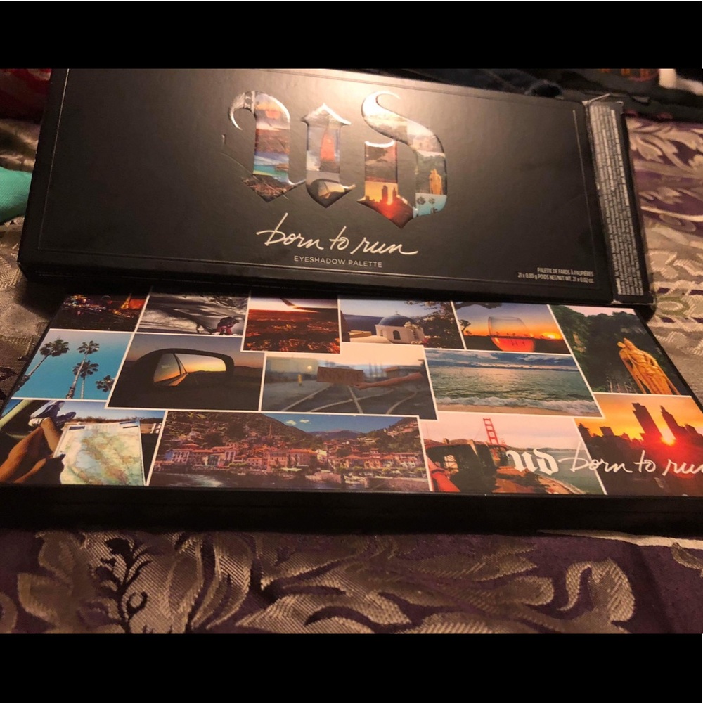 Urban decay born to run palette ( SOLD )